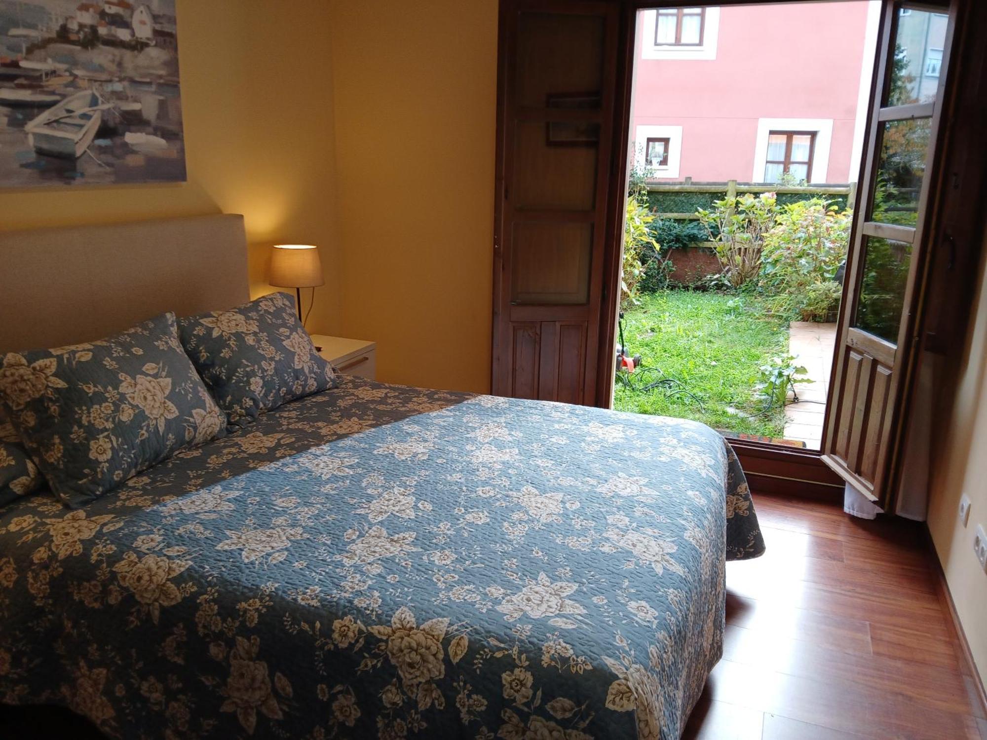 Apartamento Acogedor Bajo Con Terraza Y Vistas Nueva De Llanes Exterior foto